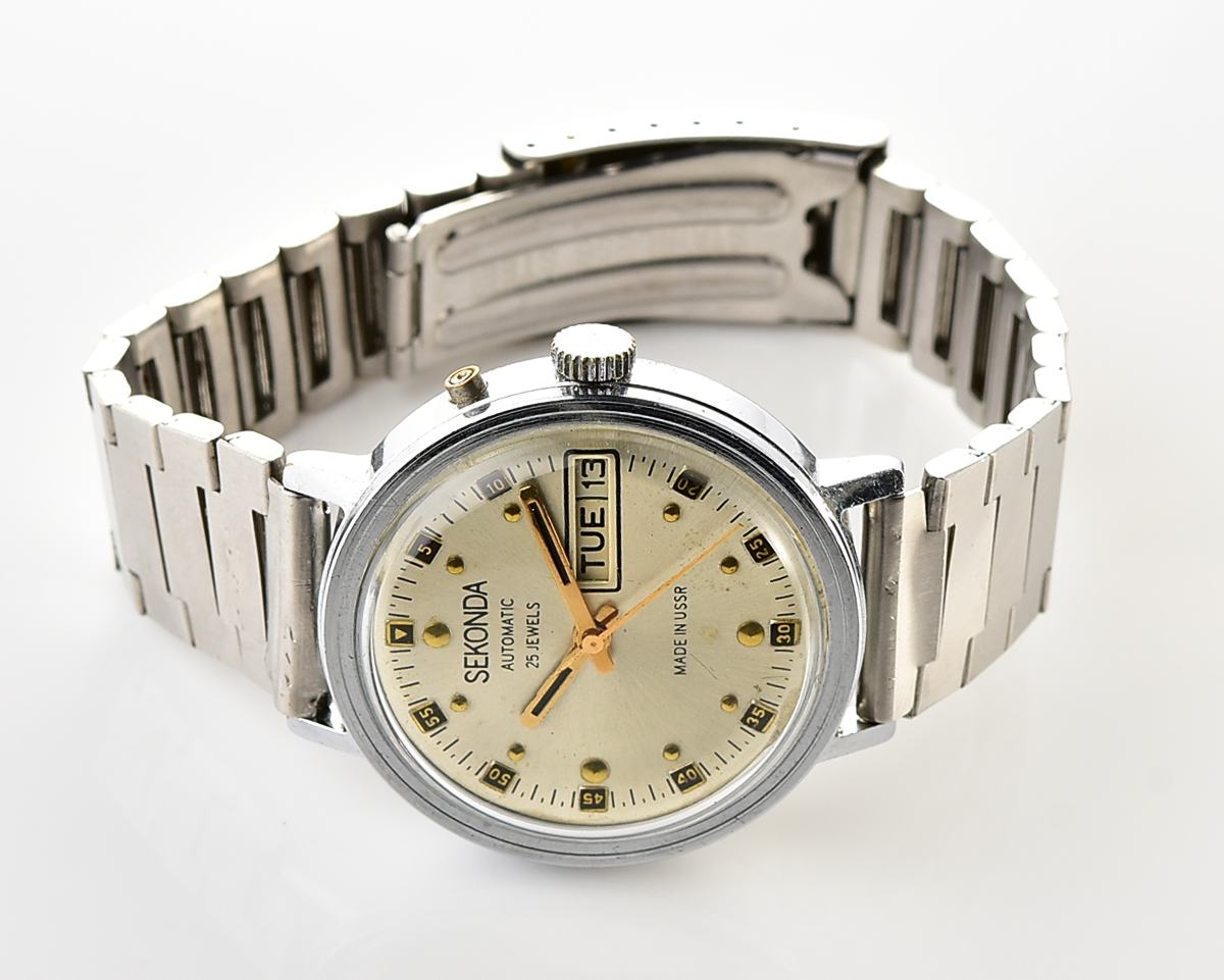 Soviet mechanical Sekonda vintage wristwatch with automatic self-winding movement