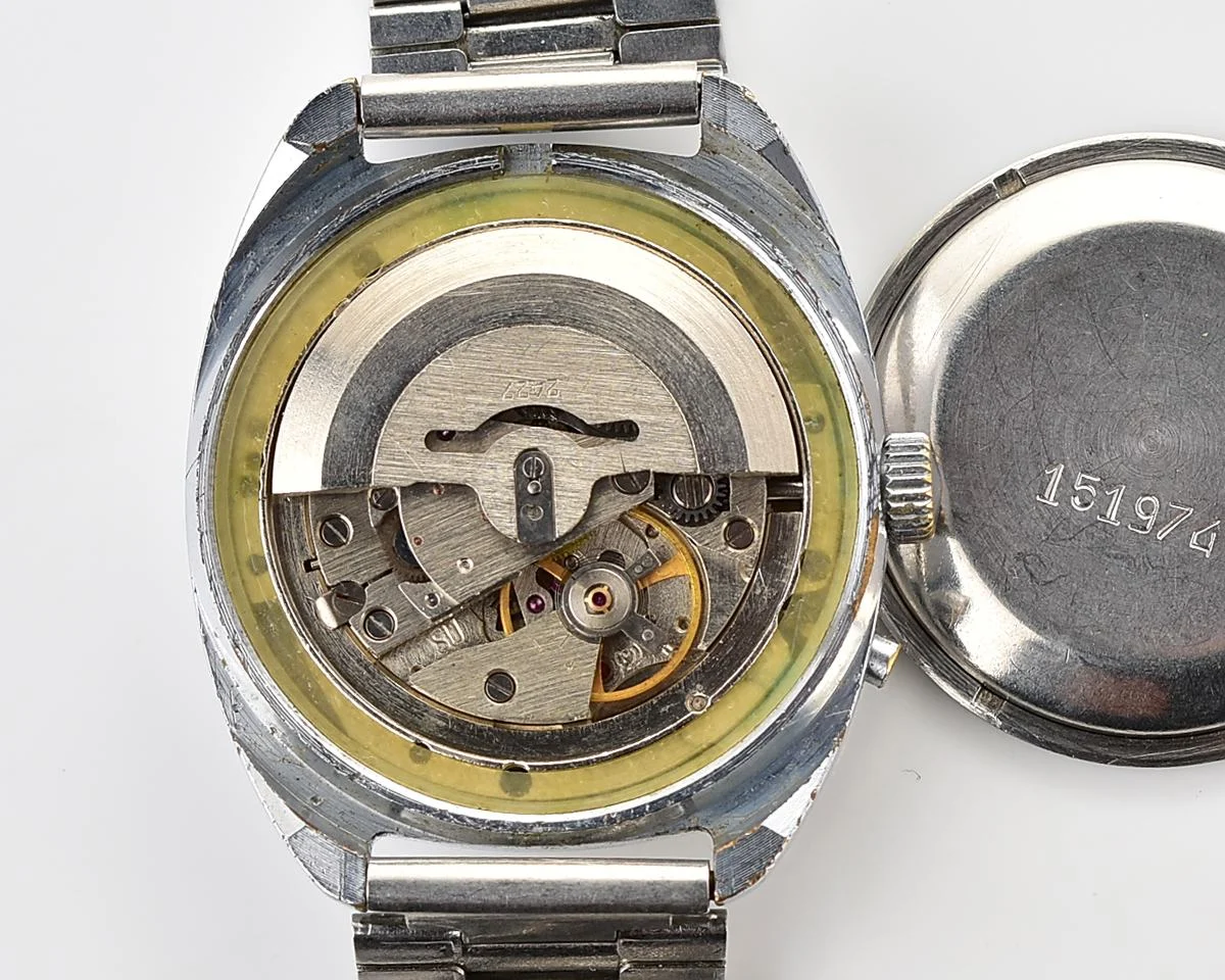 Slava Soviet mechanical self-winding vintage watch with rare "vortex" dial!