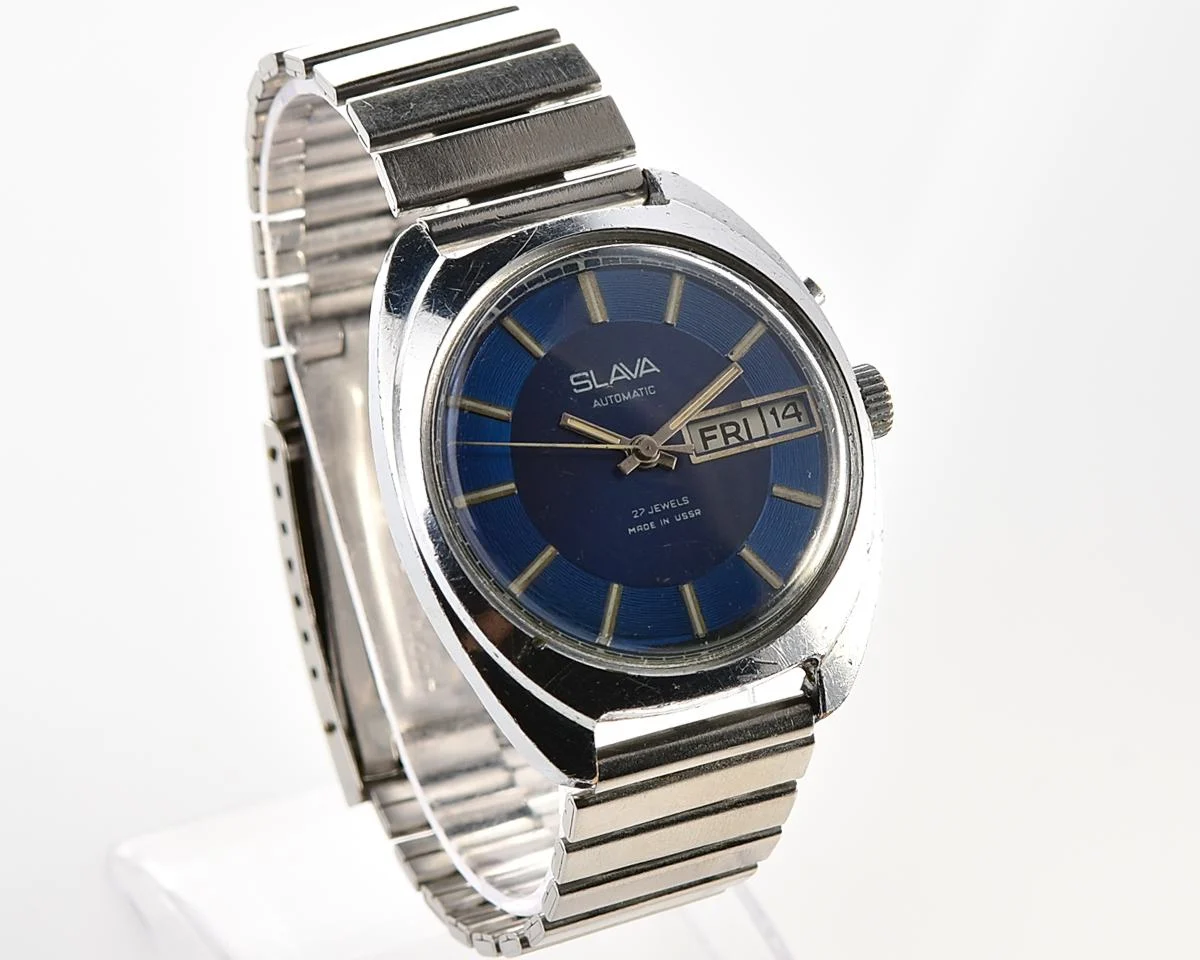 Slava Soviet mechanical self-winding vintage watch with rare "vortex" dial!