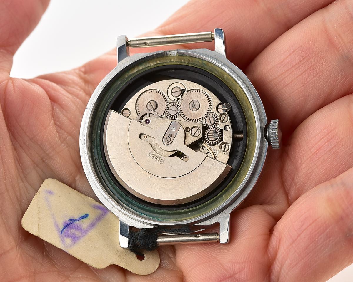 TIME CAPSULE: Slava vintage mechanical wristwatch, New Old Stock(NOS)!