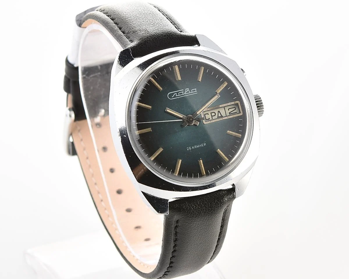 Excellent Soviet Slava vintage mechanical wristwatch with rare teal dial