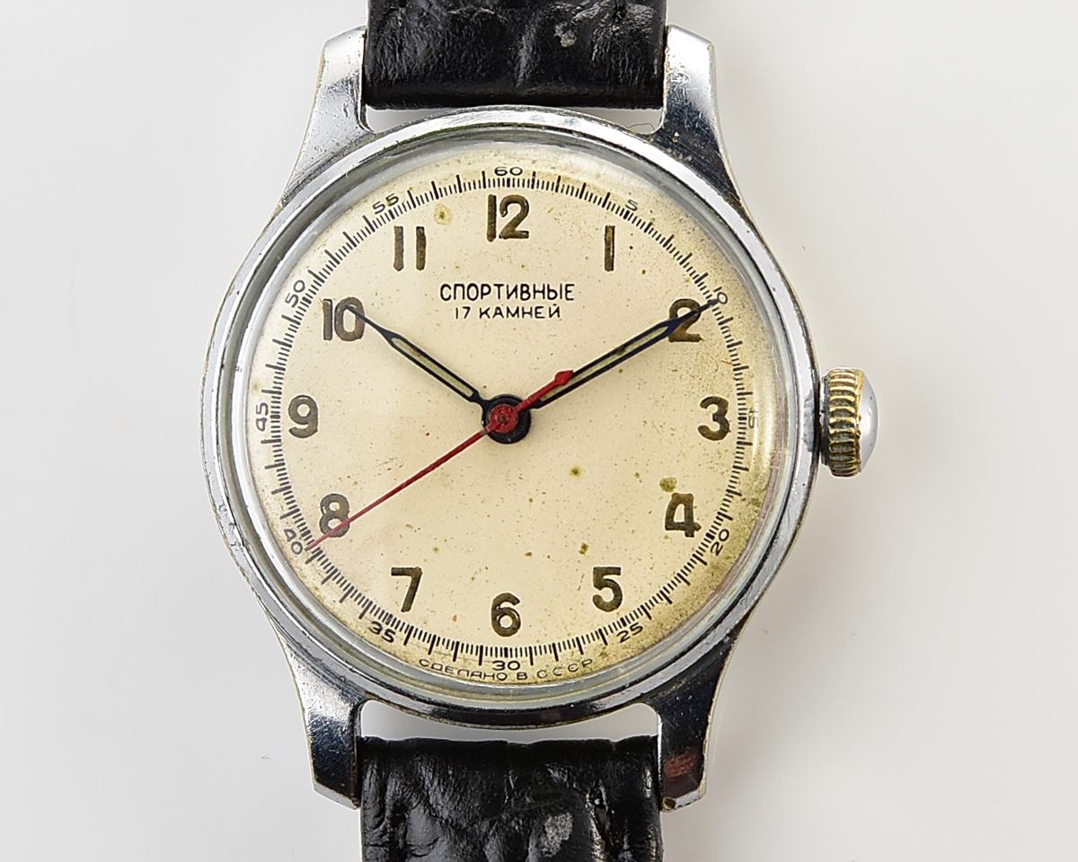 Vintage soviet SPORTIVNIE mechanical watch from the 1950s