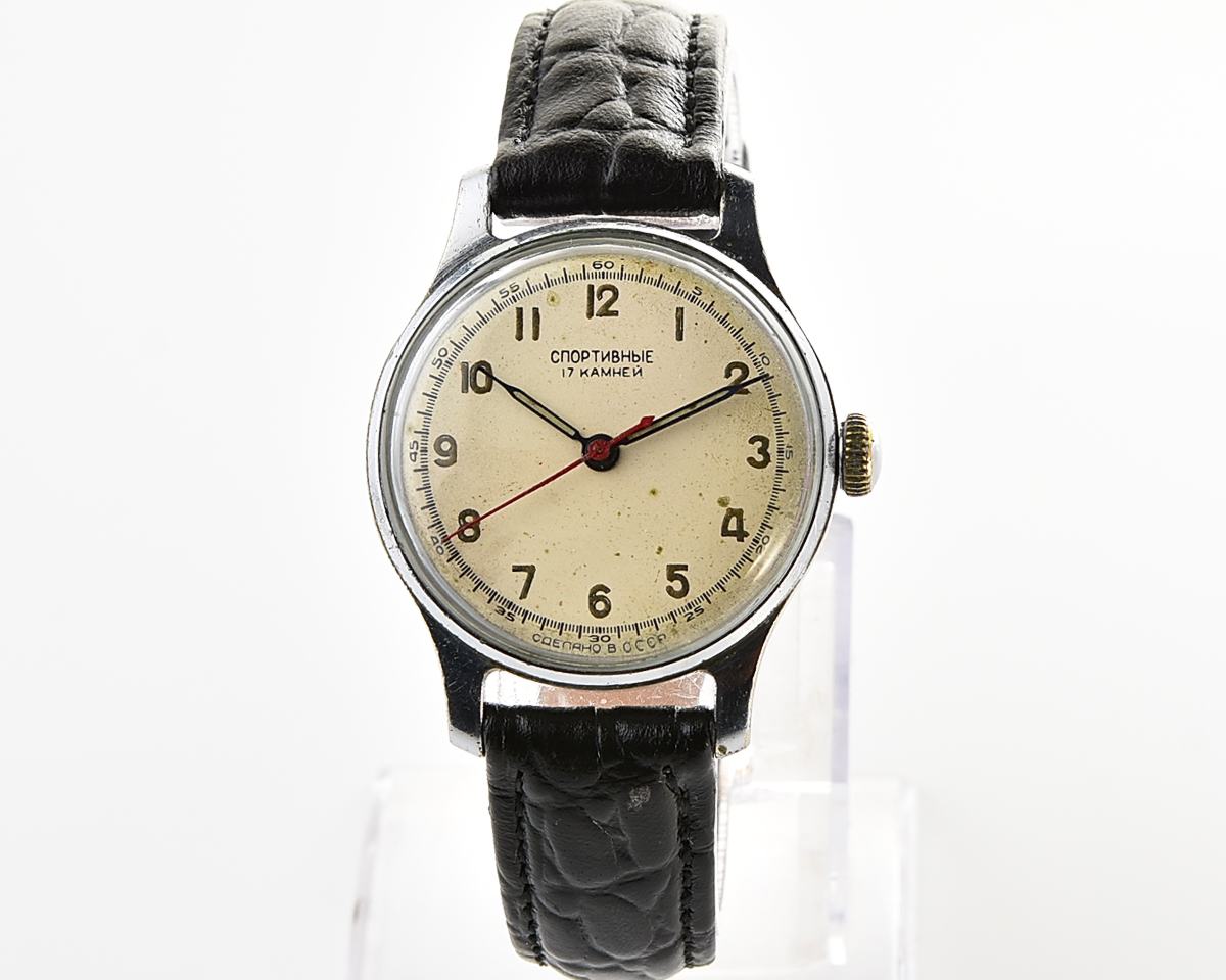 Vintage soviet SPORTIVNIE mechanical watch from the 1950s