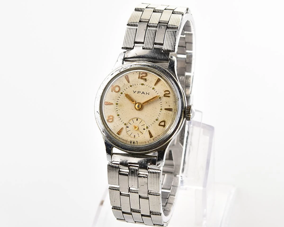 Vintage Soviet mechanical Uran wristwatch