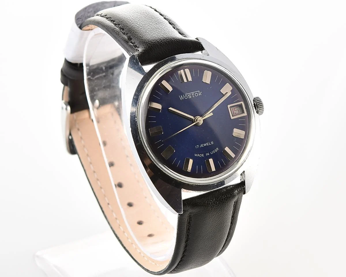 Excellent vintage Soviet Wostok (Vostok) mechanical wristwatch