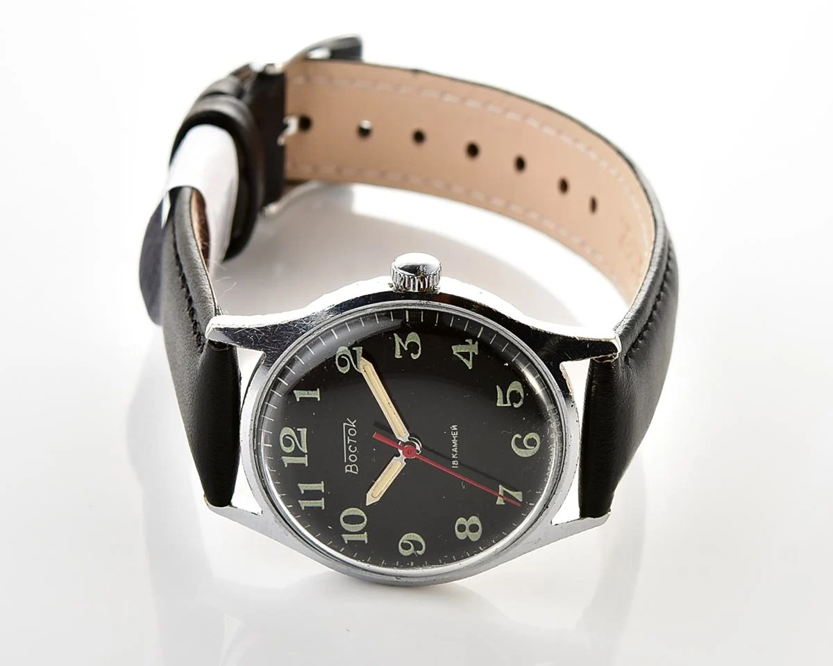 Excellent Soviet Wostok (Vostok) vintage mechanical wristwatch
