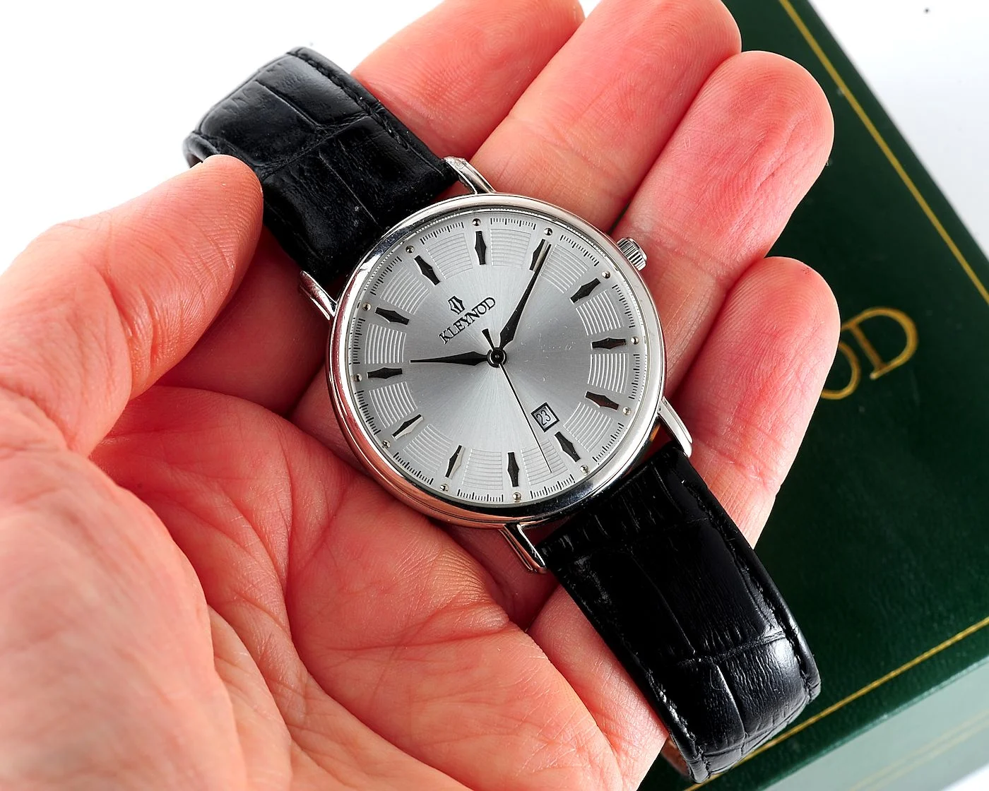 Ukrainian made 🇺🇦Kleynod watch - from the Attorney General of 🇺🇦Ukraine!