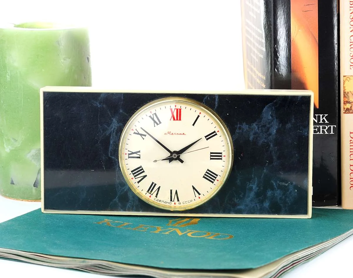watch Molnija table clock 17135-SCS_0672