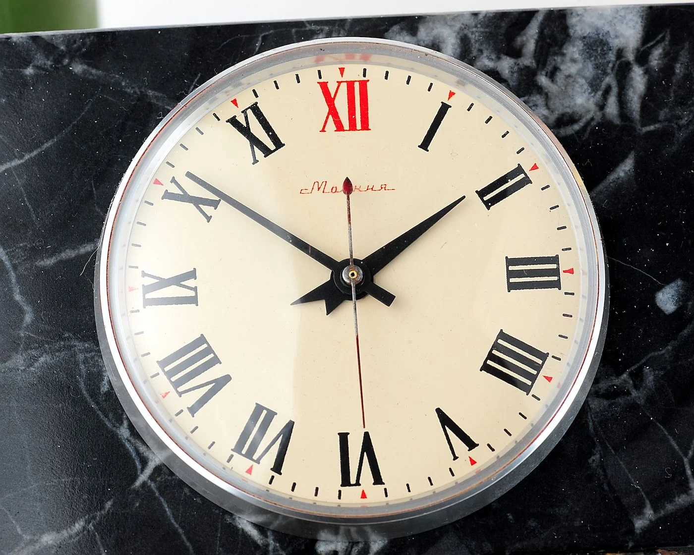 Vintage Molnija marble mechanical table clock