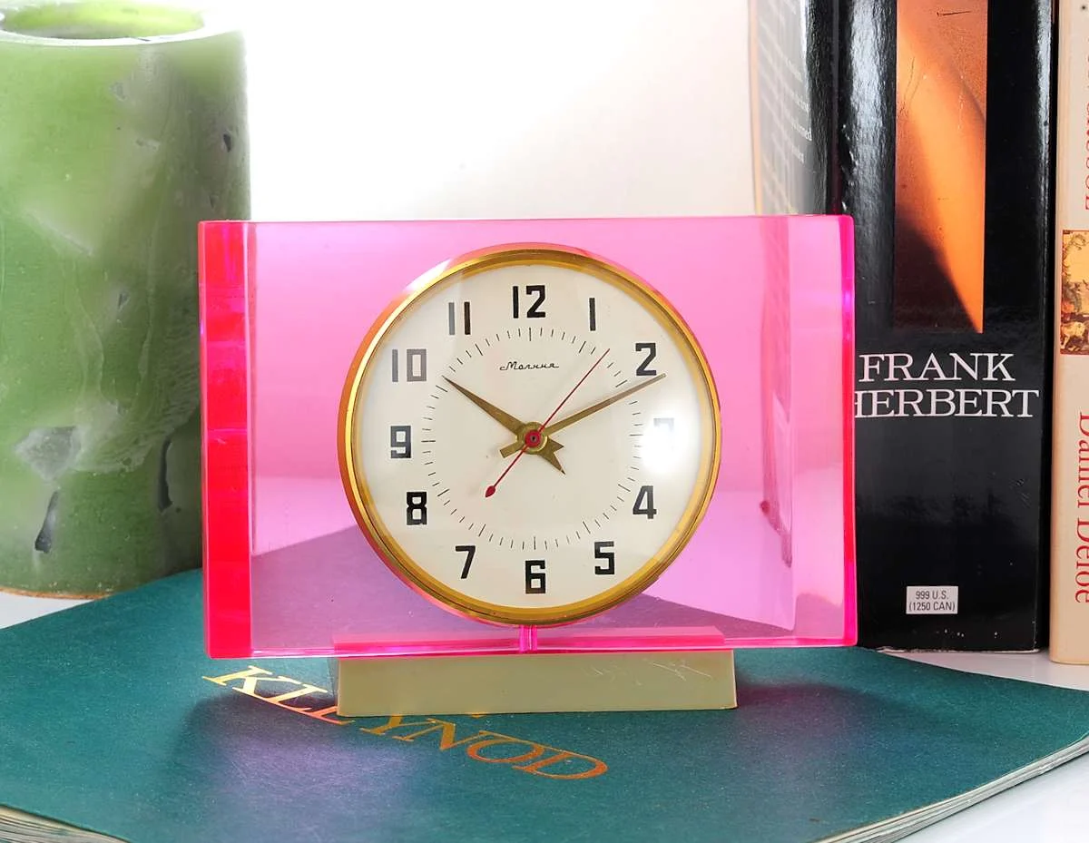 Molnija Soviet vintage mechanical table clock