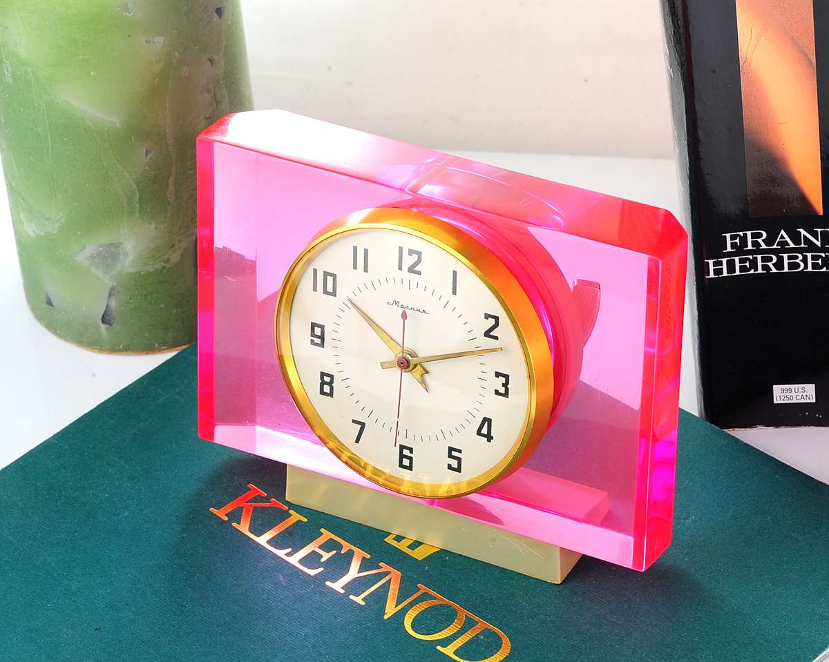 watch Molnija table clock pink block 18110-SCS_0660