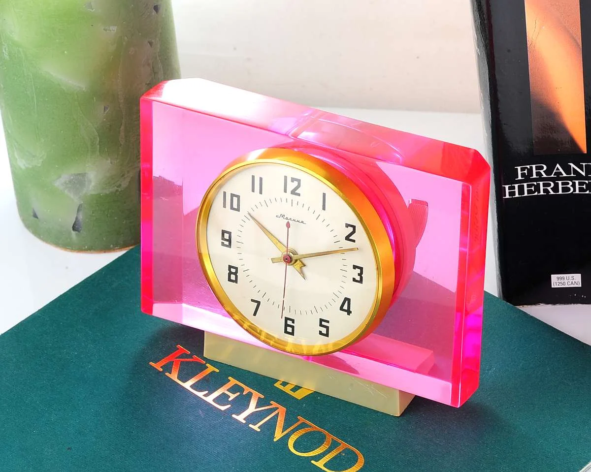 watch Molnija table clock pink block 18110-SCS_0660