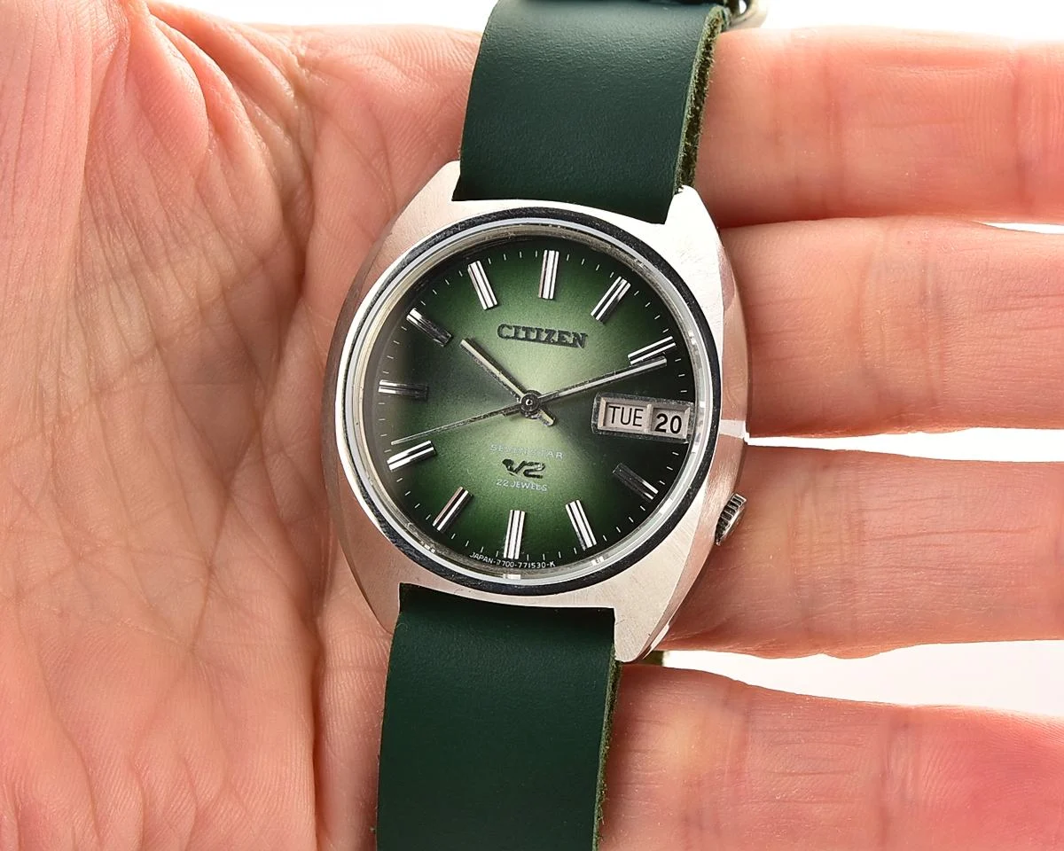 昭和レトロ　ヴィンテージ セキグチ製　こんにちわに　深緑　S&Mサイズ Vintage Citizen Seven Star V2 Automatic with Emerald Green