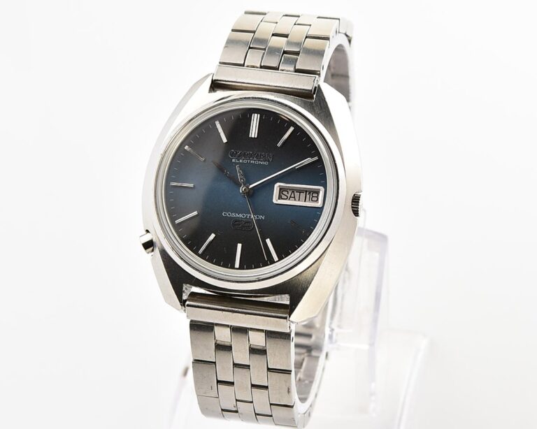 Rare 1972 Citizen Cosmotron Special 7803 Electronic Hi-Beat JDM Watch - Midnight Blue Gradient Dial, External Battery Hatch & Sync Pusher