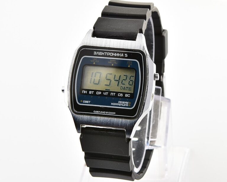 Excellent soviet vintage USSR digital watch Electronika 5
