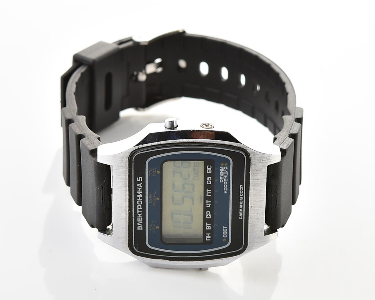 Excellent soviet vintage USSR digital watch Electronika 5