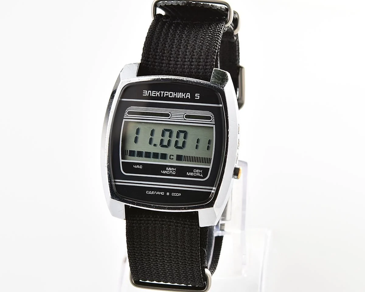 Large vintage USSR digital watch Electronika 5 with nylon NATO strap