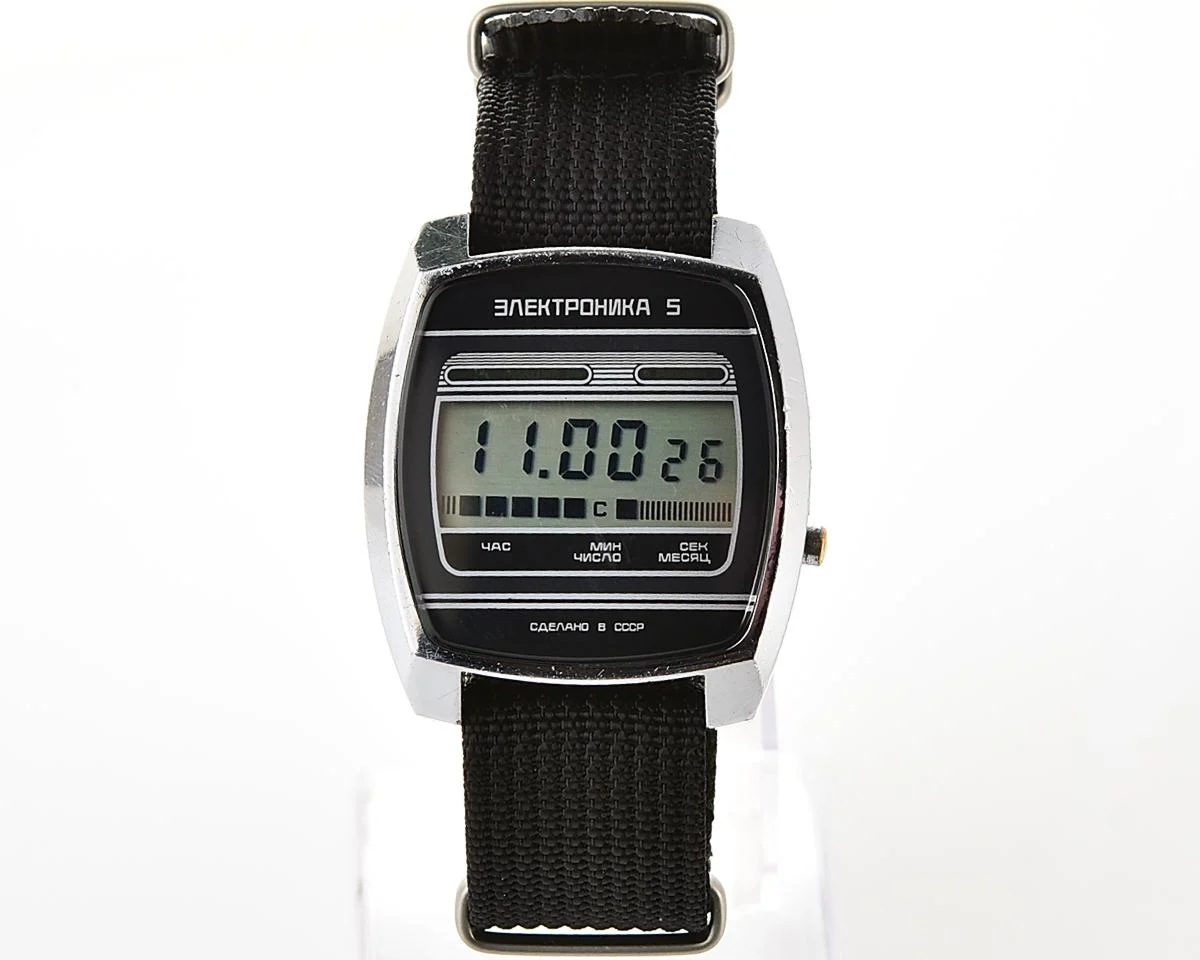 Large vintage USSR digital watch Electronika 5 with nylon NATO strap