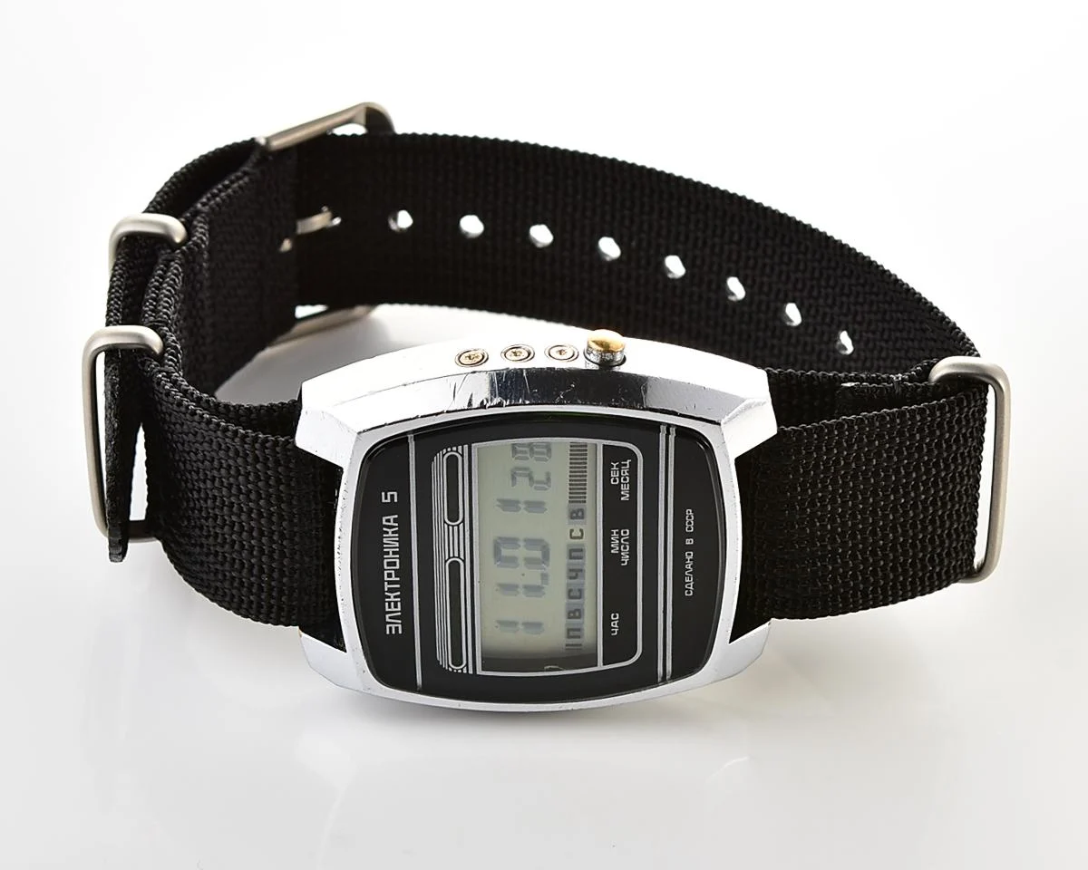Large vintage USSR digital watch Electronika 5 with nylon NATO strap