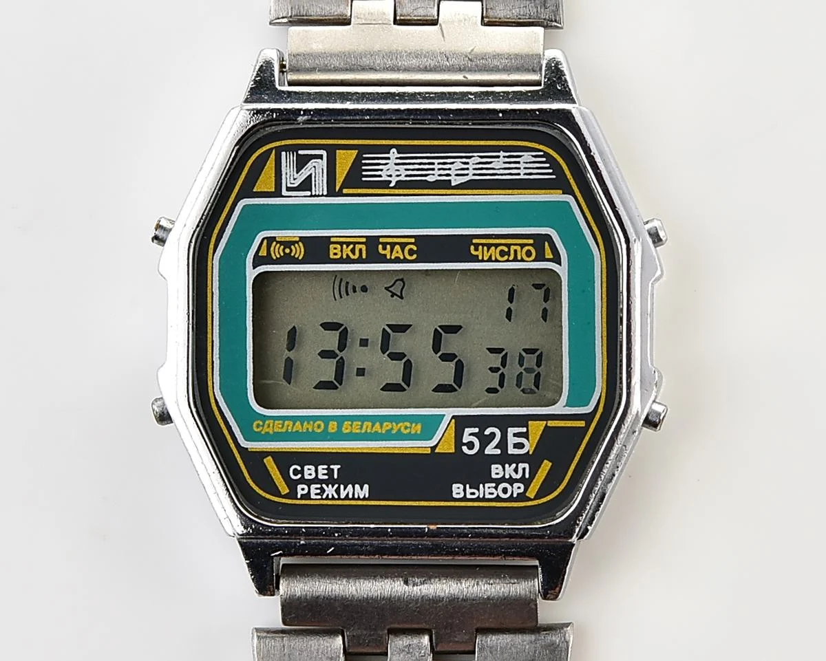 Digital vintage USSR wristwatch Electronika 52B - with two melodies & intermittent signal