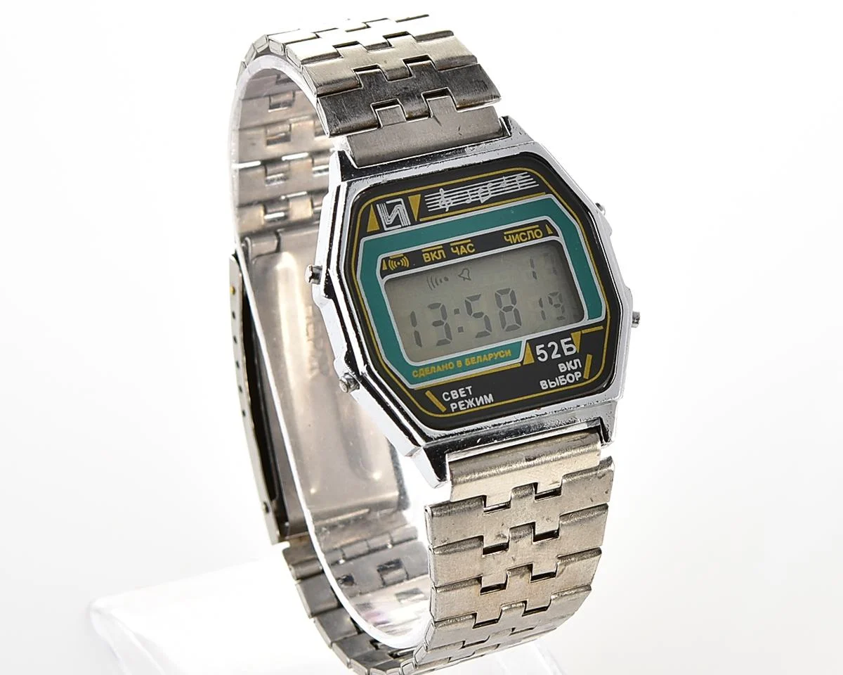 Digital vintage USSR wristwatch Electronika 52B - with two melodies & intermittent signal