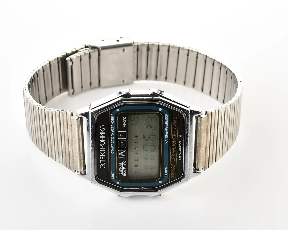 Digital vintage USSR wristwatch Electronika 55 - alarm chronograph