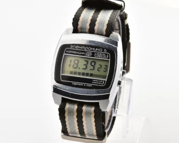 Large vintage USSR digital watch Electronika 5