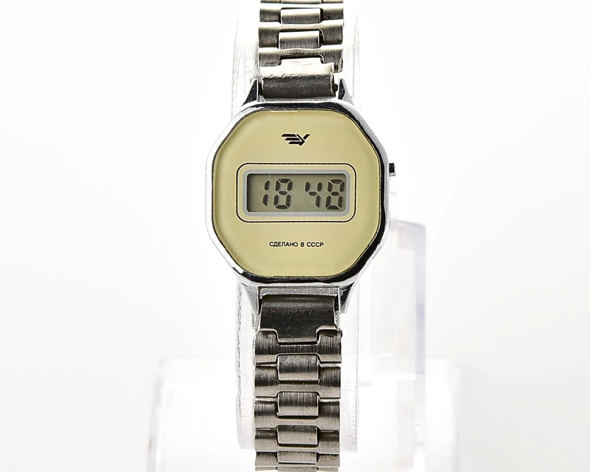 Digital vintage USSR wristwatch Electronika with stainless steel bracelet for ladies