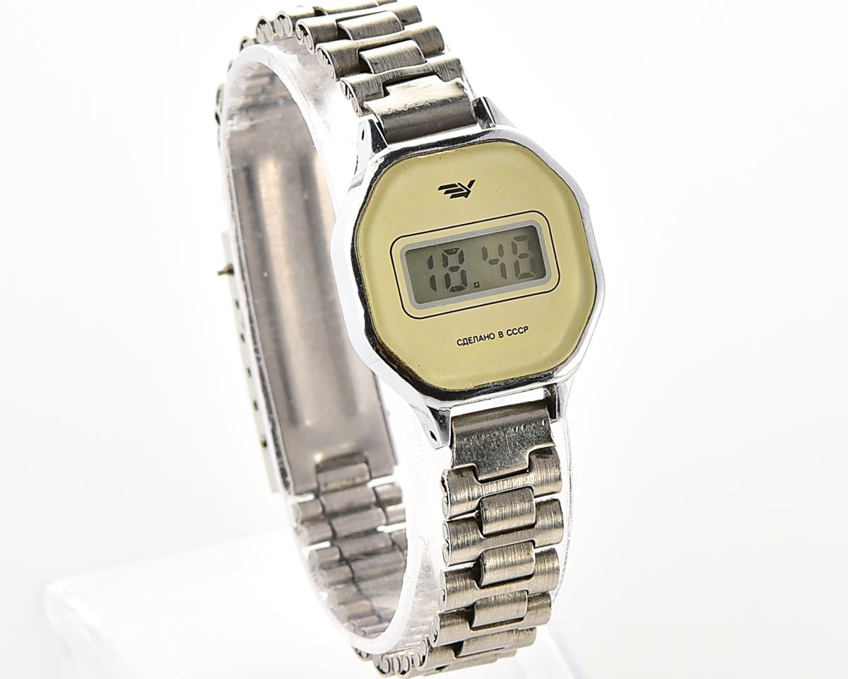 Digital vintage USSR wristwatch Electronika with stainless steel bracelet for ladies