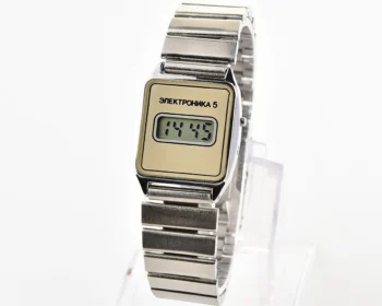 Digital vintage USSR wristwatch Electronika with stainless steel bracelet for ladies