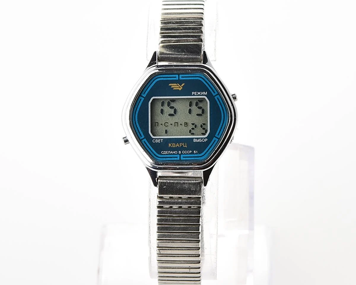 Digital vintage USSR wristwatch Electronika-51 with stainless steel bracelet for ladies