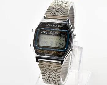 Digital vintage USSR wristwatch Electronika 55 - alarm chronograph