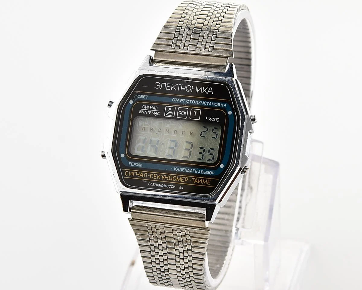 Digital vintage USSR wristwatch Electronika 55 - alarm chronograph