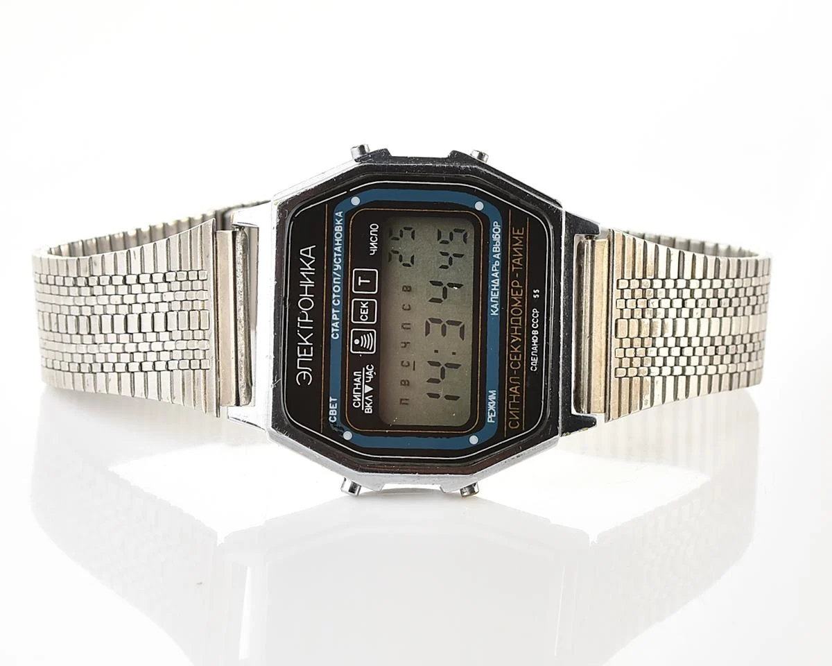 Digital vintage USSR wristwatch Electronika 55 - alarm chronograph