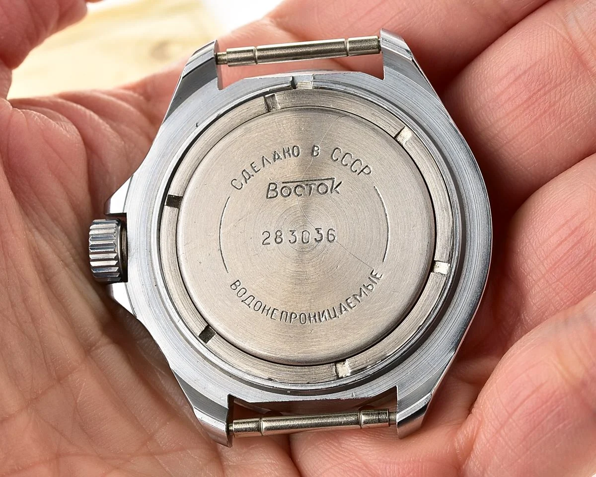 TIME CAPSULE: Vostok Komandirskie mechanical watch – New Old Stock (NOS)!