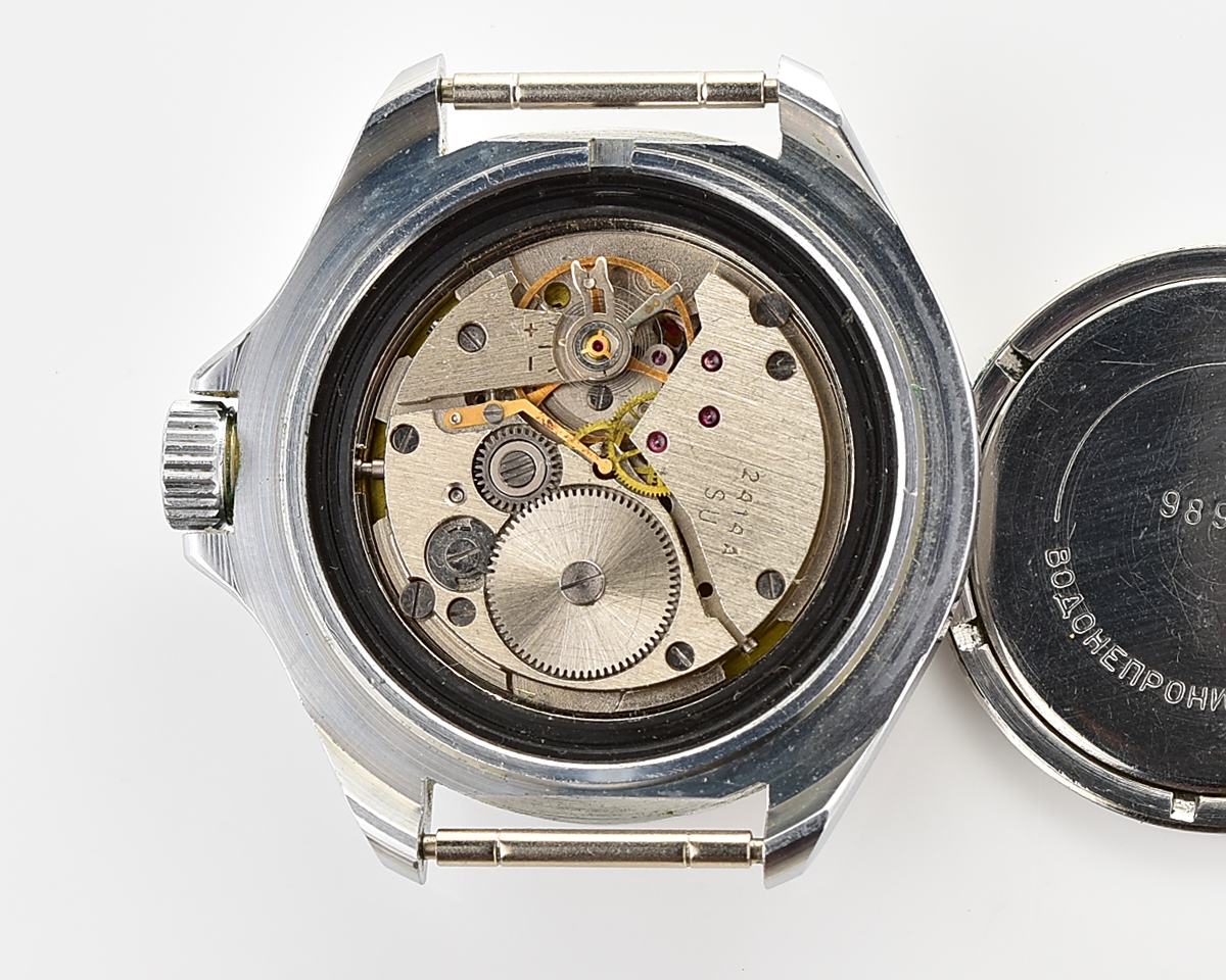 TIME CAPSULE: Vostok Komandirskie mechanical watch limited series – “Zakaz MO CCCP” – New Old Stock(NOS)!