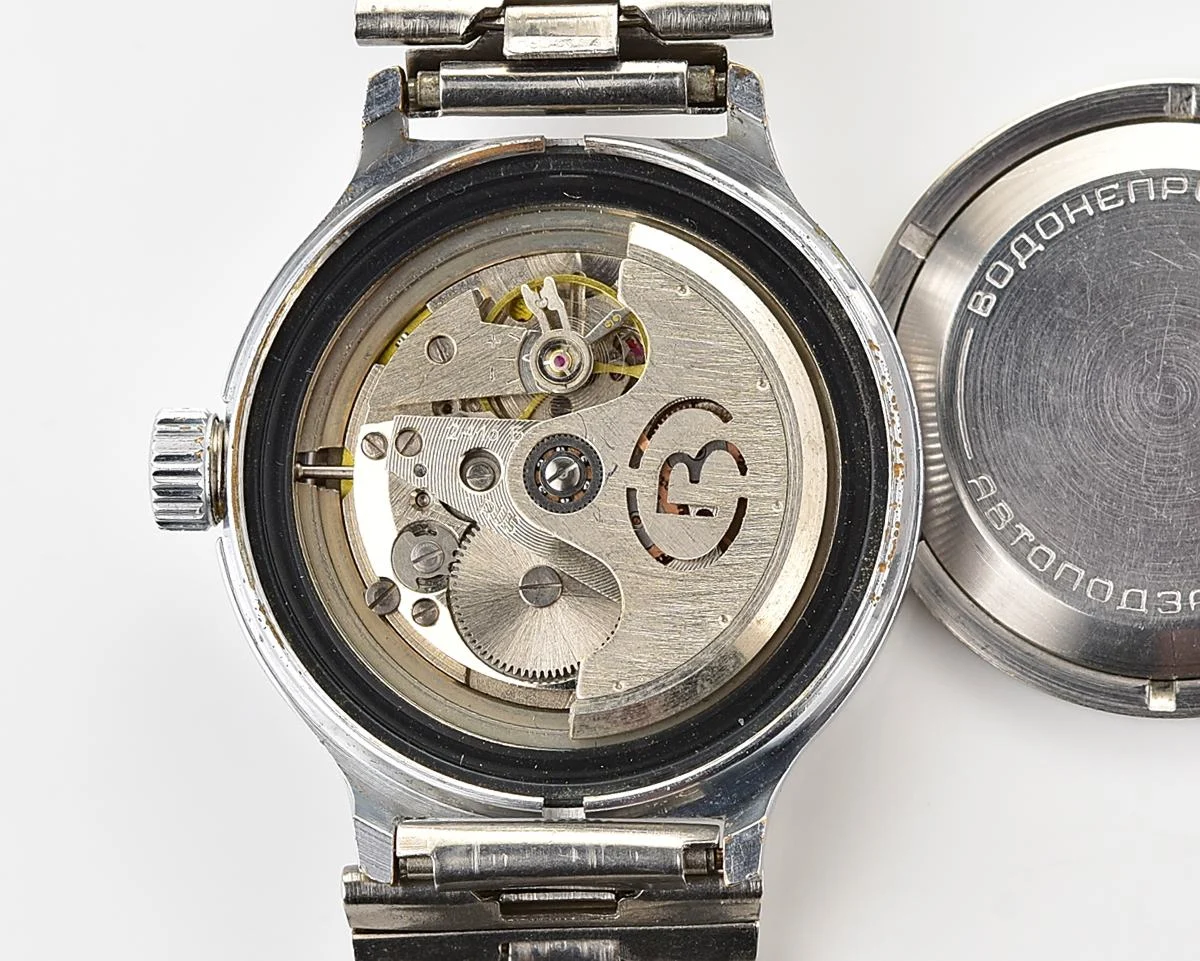 Vostok Amphibia Paratroopers with automatic self-winding mechanical movement