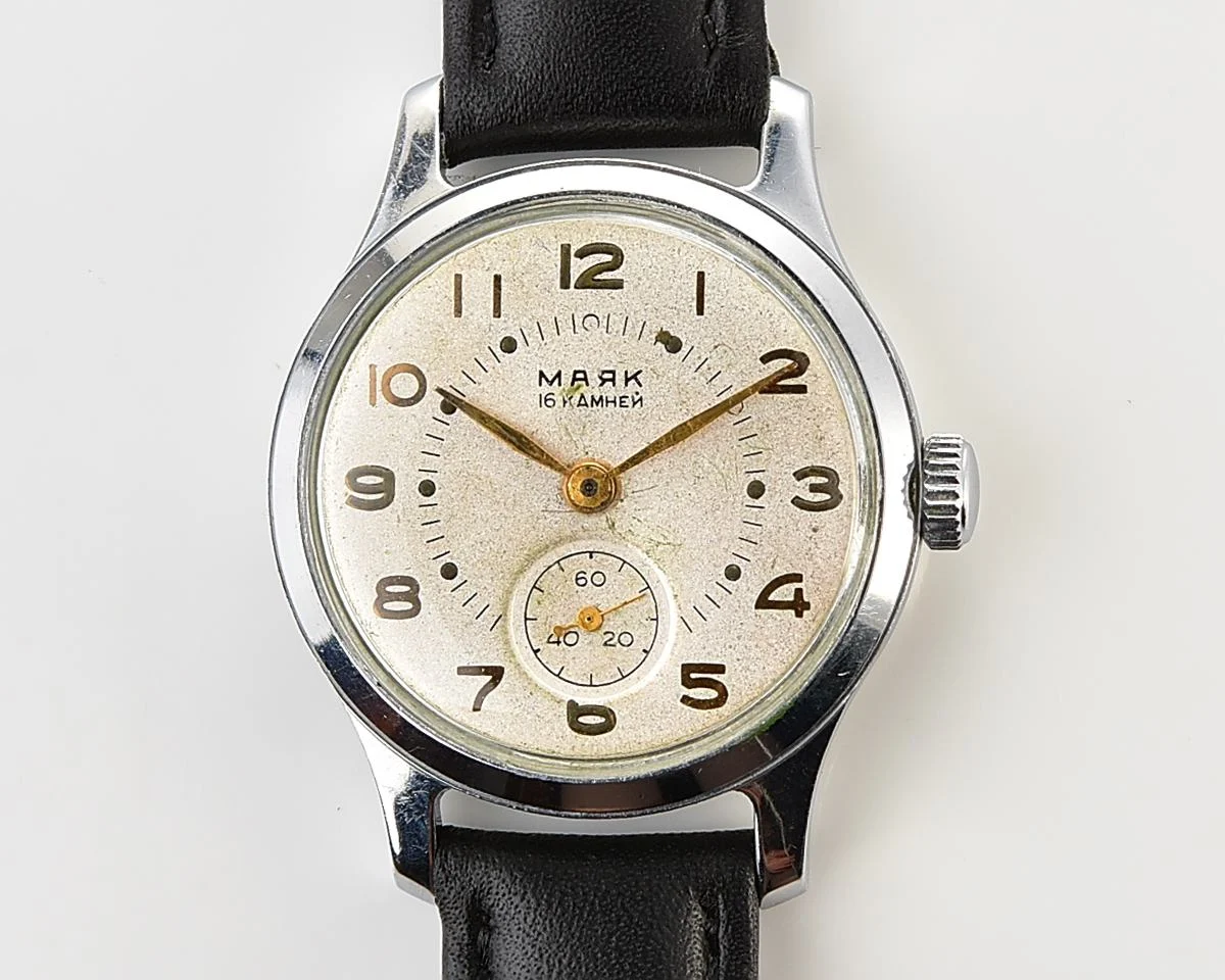 Excellent vintage Soviet Mayak mechanical watch, PChZ from 1950s