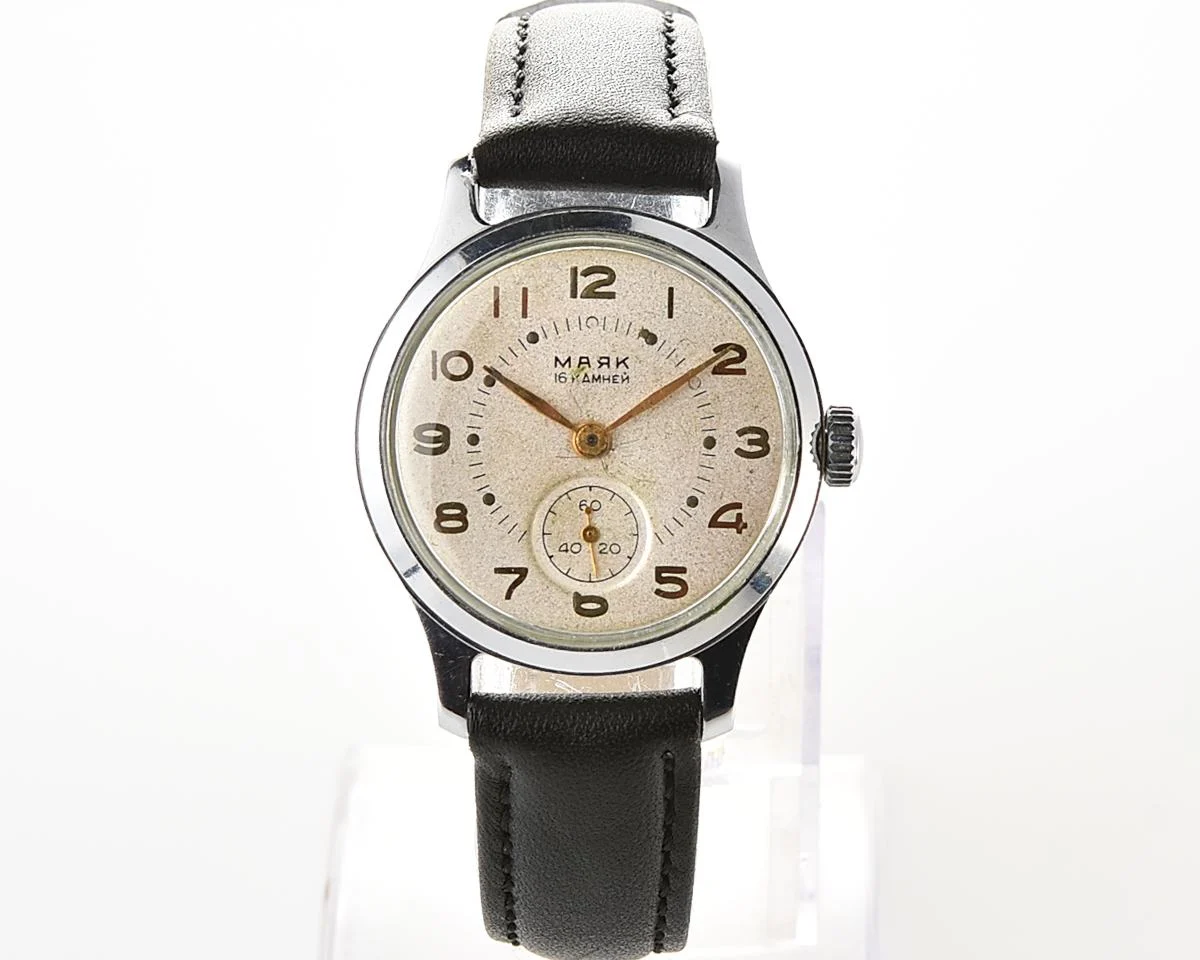 Excellent vintage Soviet Mayak mechanical watch, PChZ from 1950s