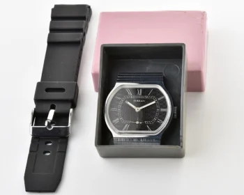 Excellent Soviet mechanical Pobeda watch in box