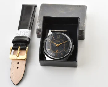 Excellent Soviet mechanical Pobeda watch in box