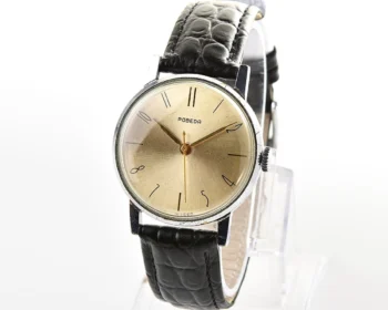 Vintage Pobeda Soviet mechanical wristwatch with stylish minimalistic dial & central second hand
