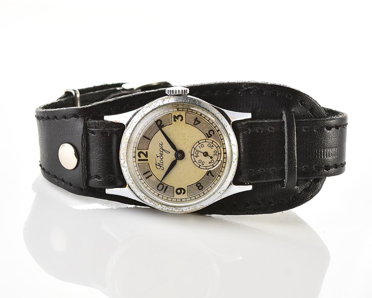 Vintage soviet mechanical watch POBEDA, ZiM factory, the 3rd quarter of 1950!
