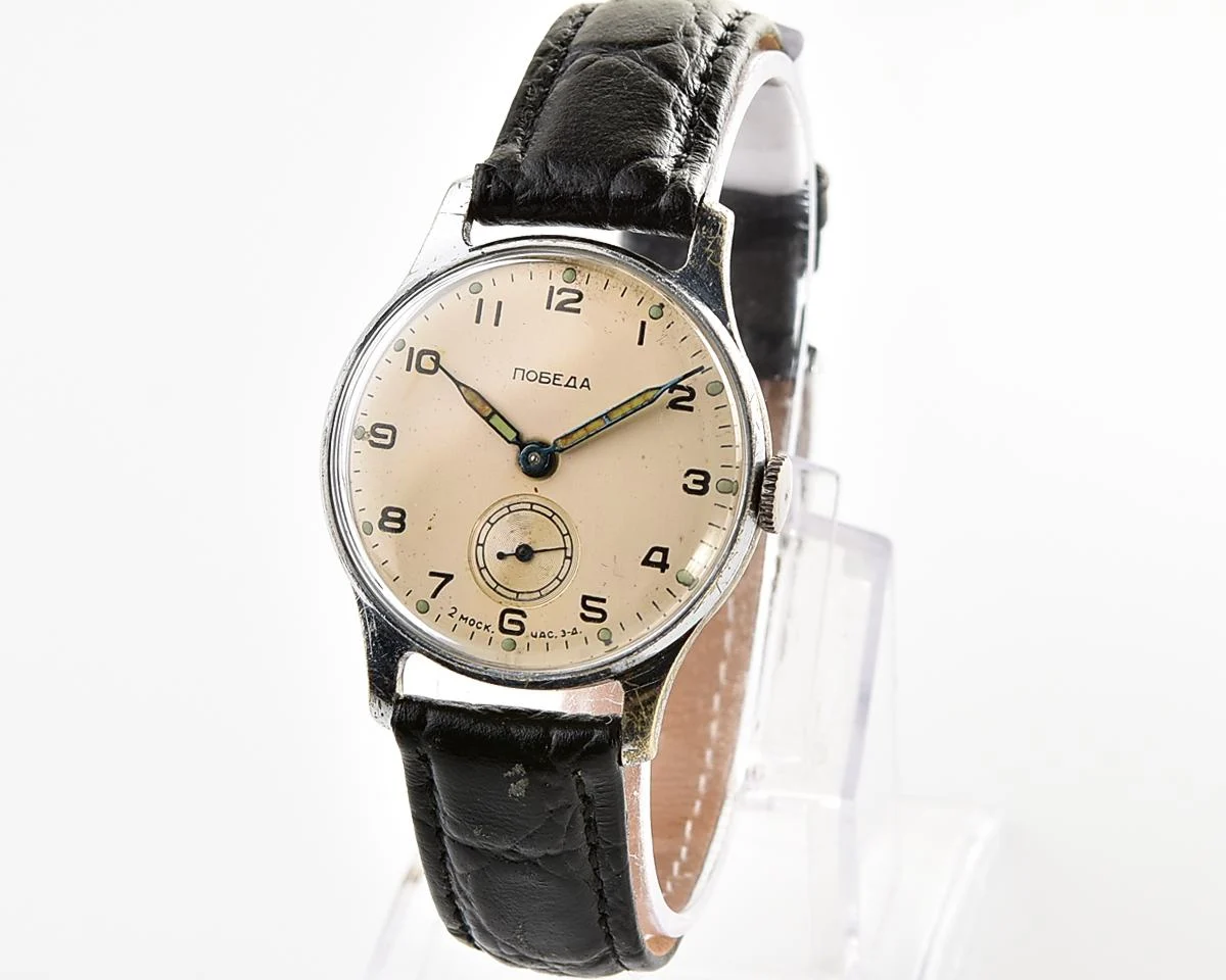 Vintage Soviet mechanical Pobeda watch, 2MChZ from 2nd quarter 1958!