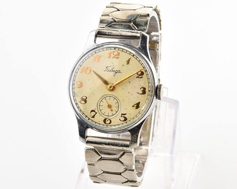 Vintage soviet mechanical POBEDA wristwatch, PChZ watch factory