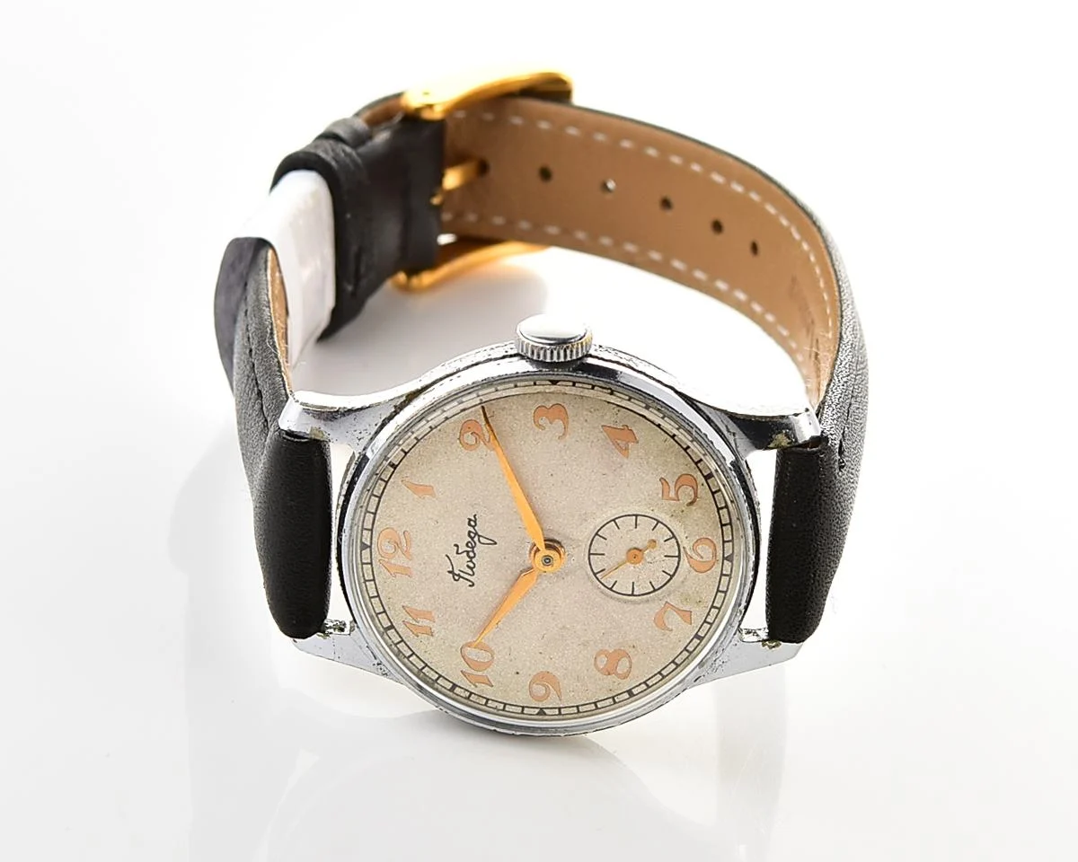 Excellent Soviet mechanical Pobeda wristwatch, PChZ, the 1st quarter of 1957!