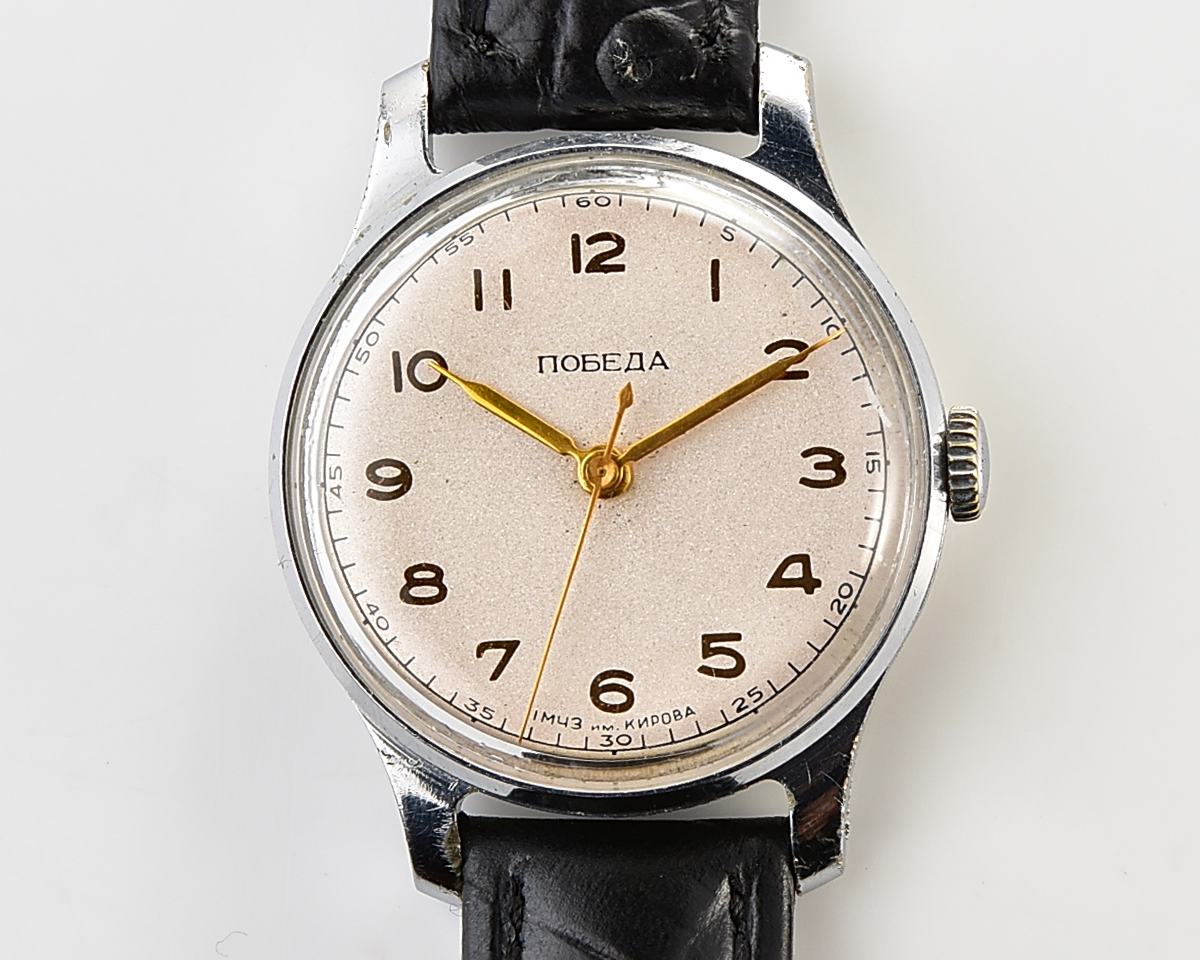 Vintage soviet POBEDA watch from 1955 with engraved back - from the Central Committee of Communists Party of USSR!