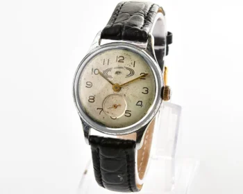 Rare! Vintage Soviet Saturn mechanical watch from the 1950s