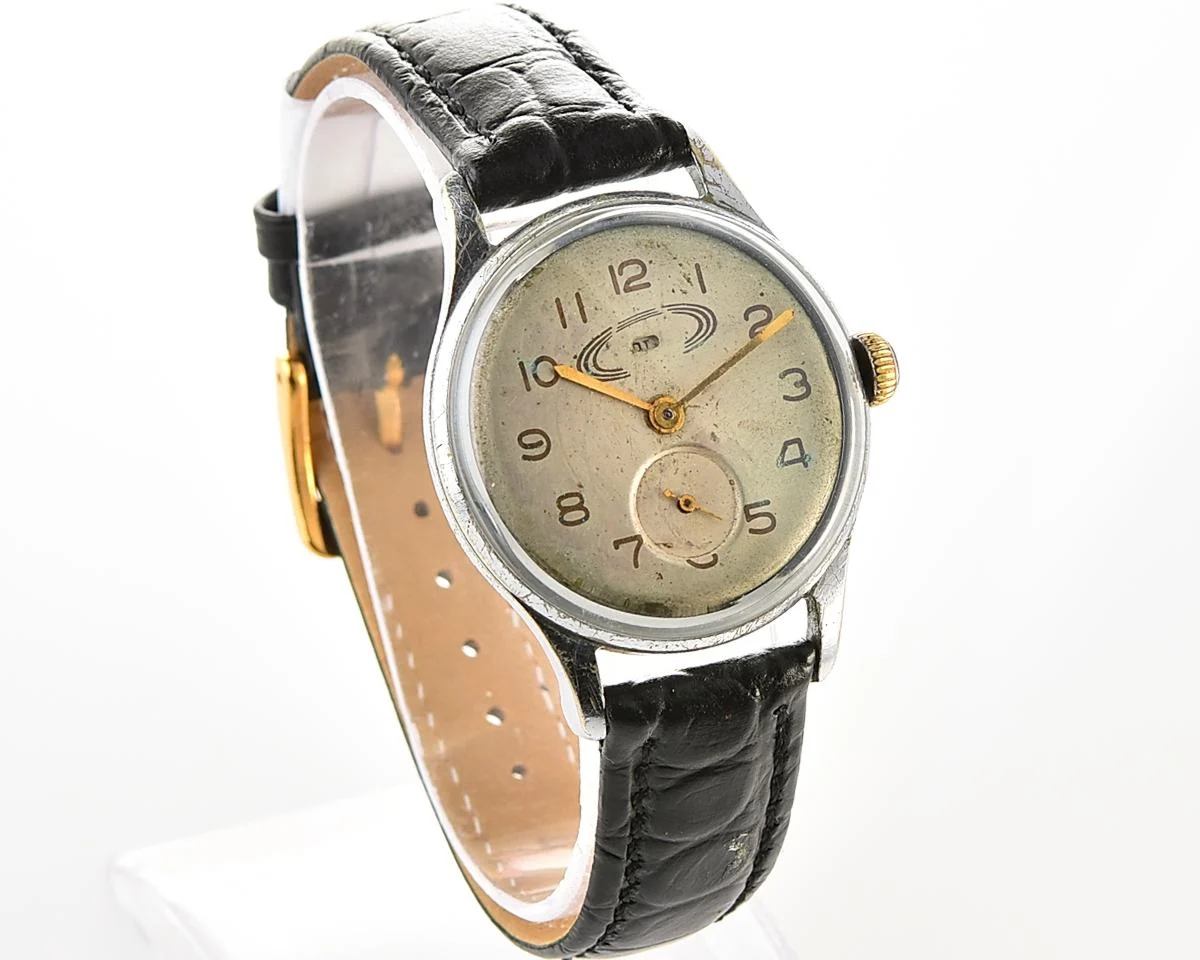 Rare! Vintage Soviet Saturn mechanical watch from the 1950s