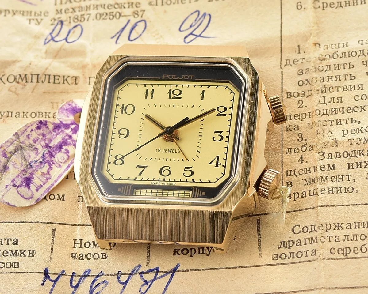 TIME CAPSULE: Soviet Poljot-cricket mechanical watch with alarm clock function - New Old Stock (NOS)!
